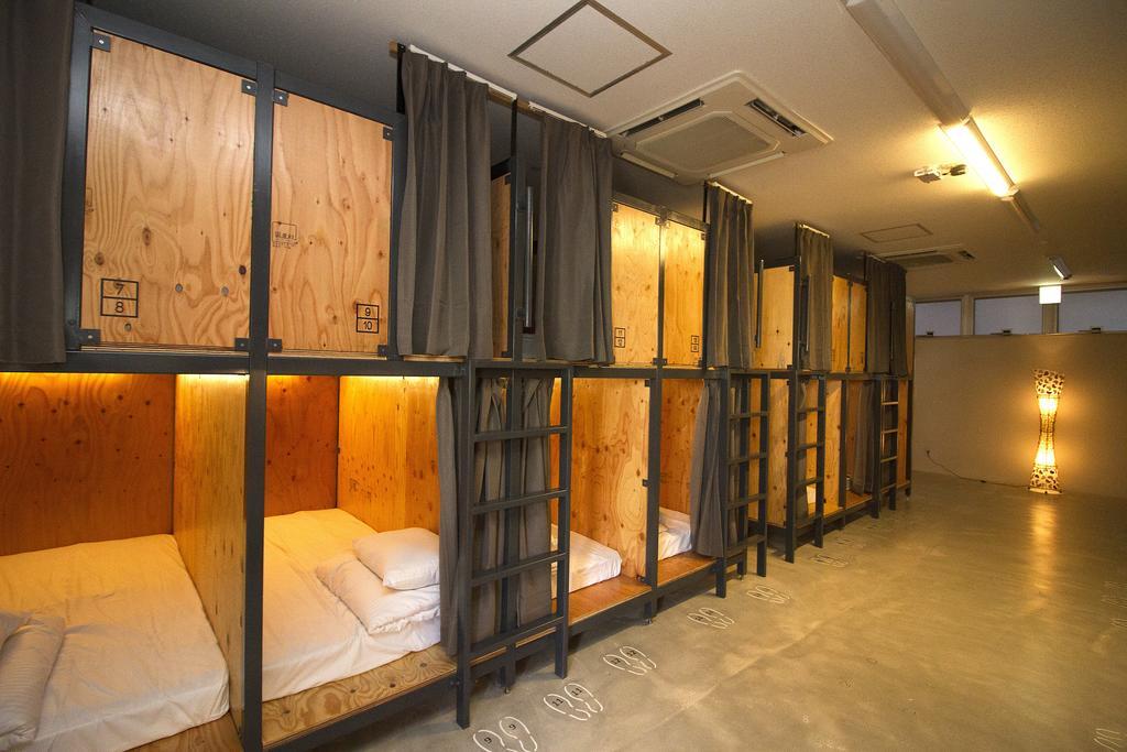 Airport Inn Naha Asahibashi Station Buitenkant foto